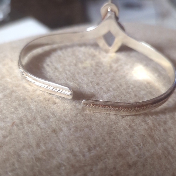 Sterling adjustable moonstone bracelet - Picture 3 of 4